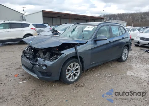 2013 BMW X1 xDrive28I z USA, uszkodzony, nr VIN WBAVL1C58DVR86362